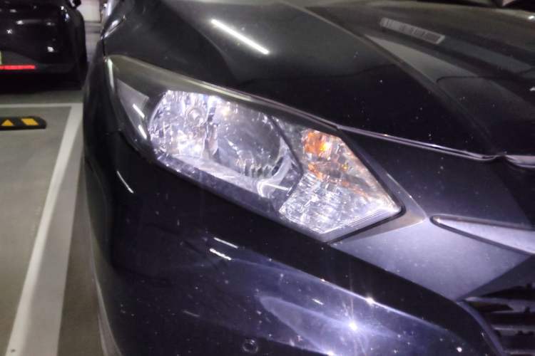 Used Honda Vezel 2017 1.5L CVT 2WD Comfort Model Right Front Headlight