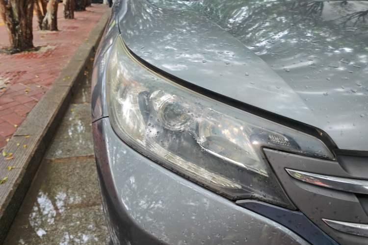 Used Honda CR-V 2012 2.0L two-wheel drive urban version