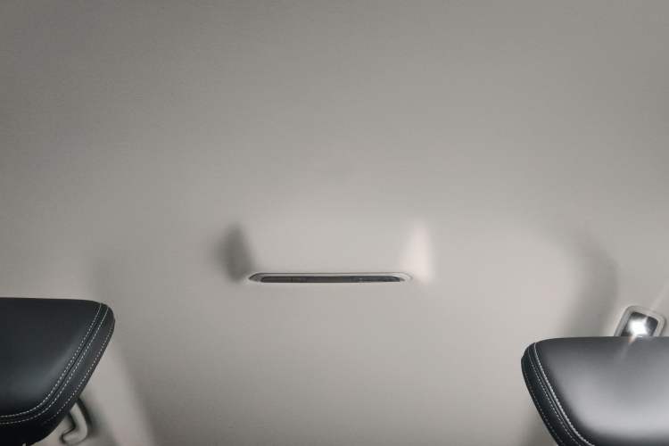 Used SAIC MAXUS Dajia 9 2022 Long-Range Oasis 7-Seater Version