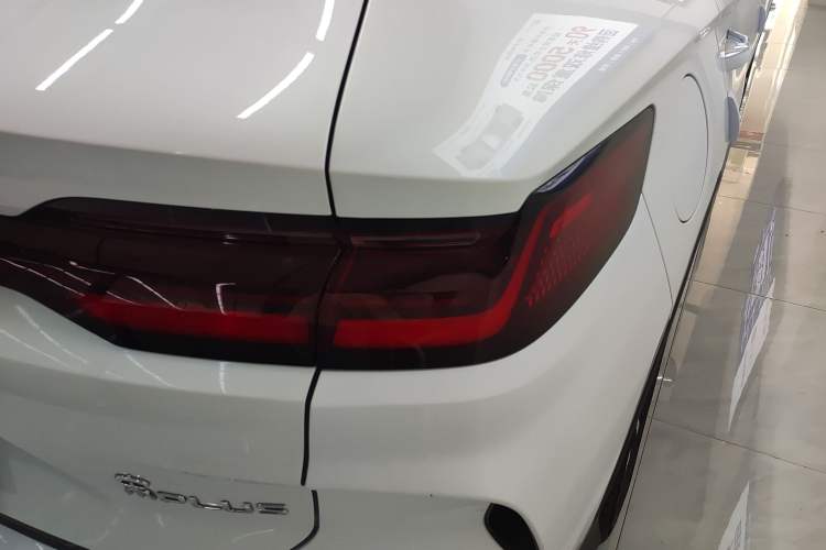 Used BYD Song PLUS New Energy 2023 Champion Edition EV 520KM Prestige Model
