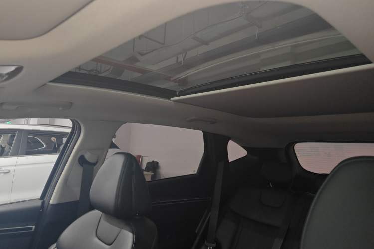 Used Hyundai Tucson 2023 Tucson L 1.5T Automatic Two-Wheel Drive GLX Elite Edition Headliner