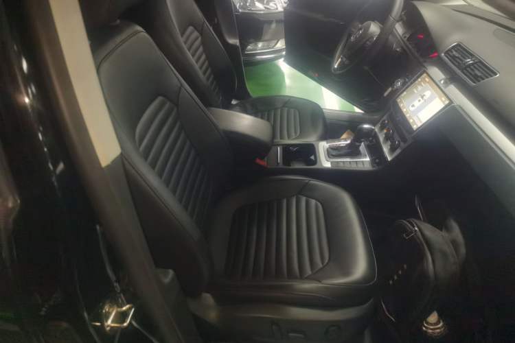 Used Volkswagen Magotan 2016 1.8TSI Smart Enjoyment Leading Model
