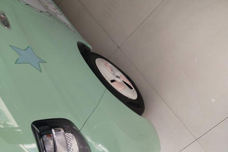 Used Chery New Energy QQ Ice Cream 2022 170km Sundae Phosphate Lithium-Ion