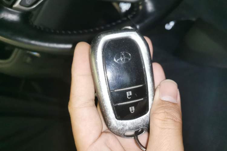 Used Toyota Highlander 2015 2.0T Four-Wheel Drive Luxury Edition 7-Seater
