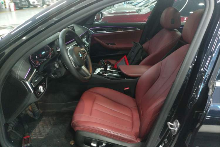 Used BMW 5 Series 2020 530Li Leading Model M Sport Package Left Front Seat