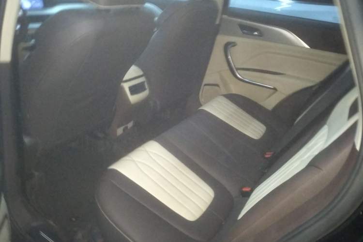 Used Bestune T77 2023 1.5T Automatic Luxury Model
