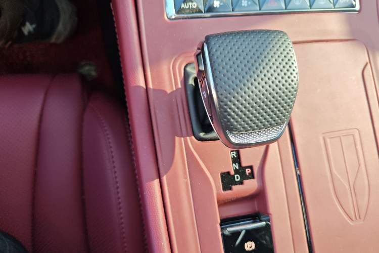 Used Hongqi H5 PHEV 2025 130 Super Hybrid Version