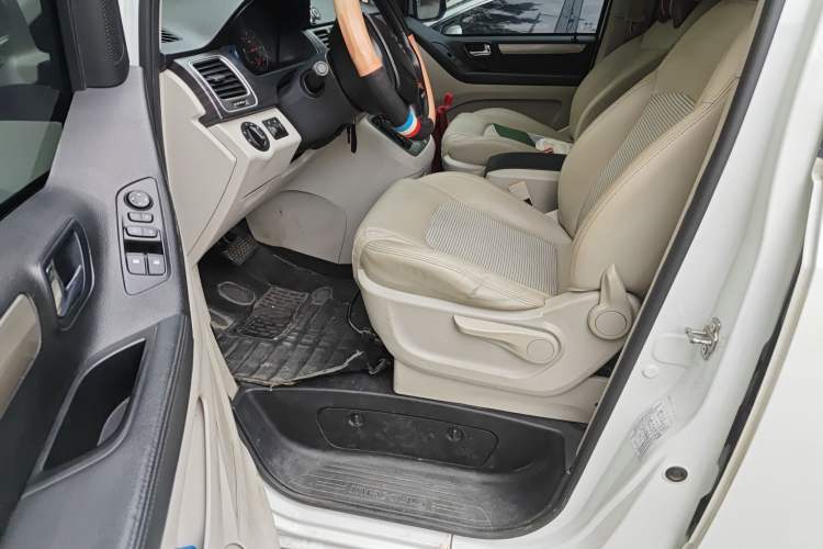 Used SAIC MAXUS G10 2018 PLUS 1.9T Automatic Elite Edition Diesel