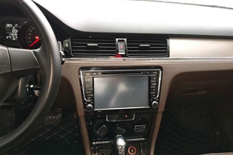 Used Volkswagen Bora 2014 1.6L Automatic Comfort Model