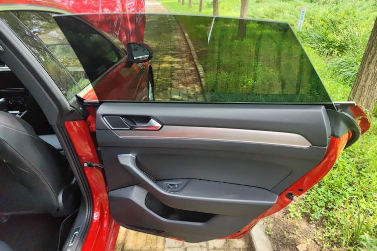 Used Volkswagen FAW-Volkswagen CC 2019 330TSI Glamour Edition China V Standard Right Rear Door Interior