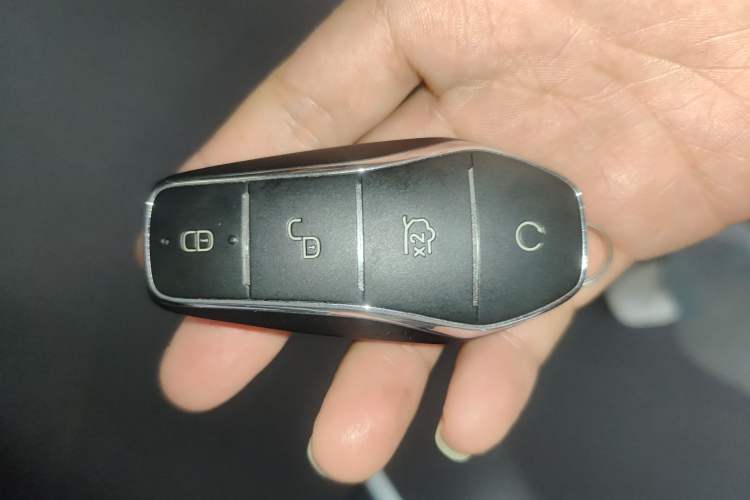 Used BYD Tang New Energy 2025 Intelligent Driving Version DM-i 115KM Flagship Edition Vehicle Key