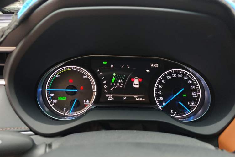 Used Toyota Venza 2022 Dual-Engine 2.5L CVT Two-Wheel Drive Prestige Edition