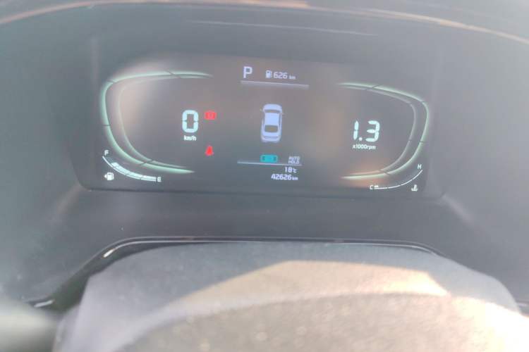 Used Kia K3 2023 1.5L CVT Luxury Edition Odometer Close Up