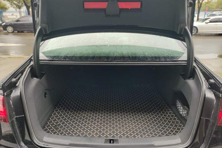 Used Audi A6L 2018 30th Anniversary Edition TFSI Trendy Model
