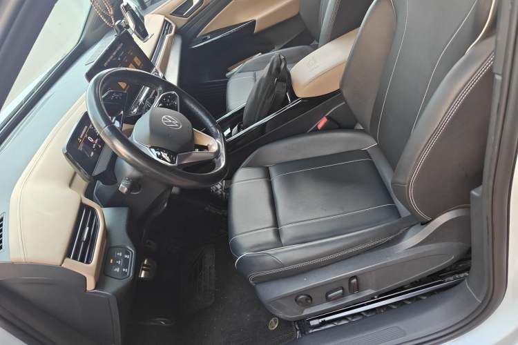 Used Volkswagen ID.4 X 2022 Pure Smart Edition Left Front Seat