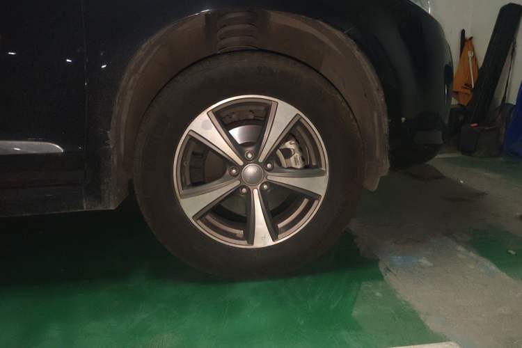 Used Haval H6 2016 Upgraded Model 1.5T Automatic Two-Wheel Drive Elite Version
