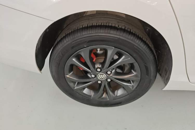 Used Buick Verano 2023 Pro GS Hunter Wind Edition
