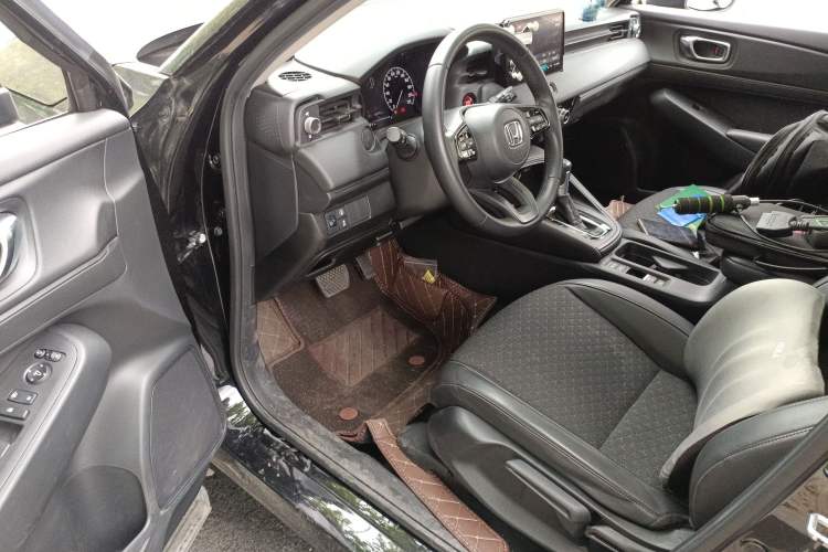 Used Honda XR-V 2024 1.5L CVT Trend Edition Driver Seat