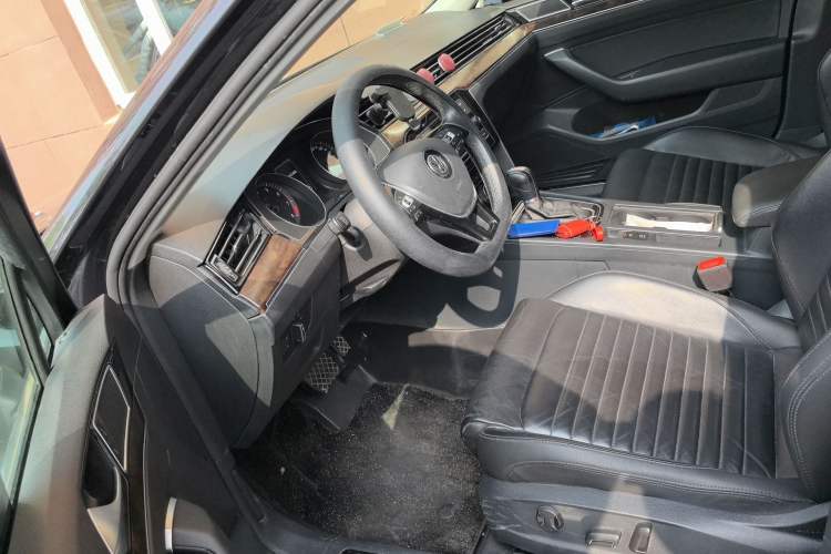 Used Volkswagen Magotan 2018 Facelift 330TSI DSG Luxury Model