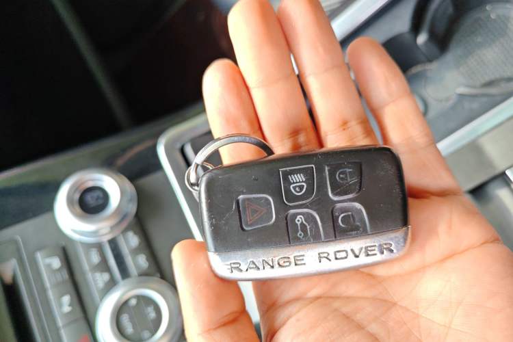 Used Land Rover Range Sport 2010 5.0 NA V8 HSE