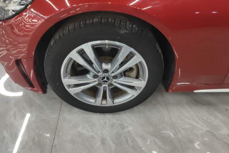 Used Mercedes-Benz C-Class 2021 C 200 L Fashion Edition Sport Version Left Front Wheel Hub