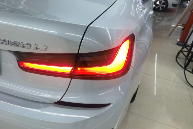 Used BMW 3 Series 2022 320Li M Sport Package Right Rear Taillight