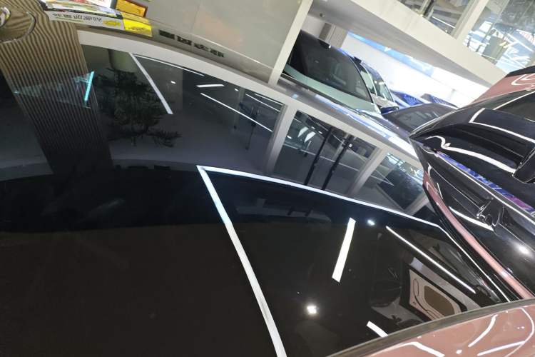 Used Xiaomi Auto YU7 2025 Ultra-Long Range High-Performance All-Wheel-Drive Max Edition