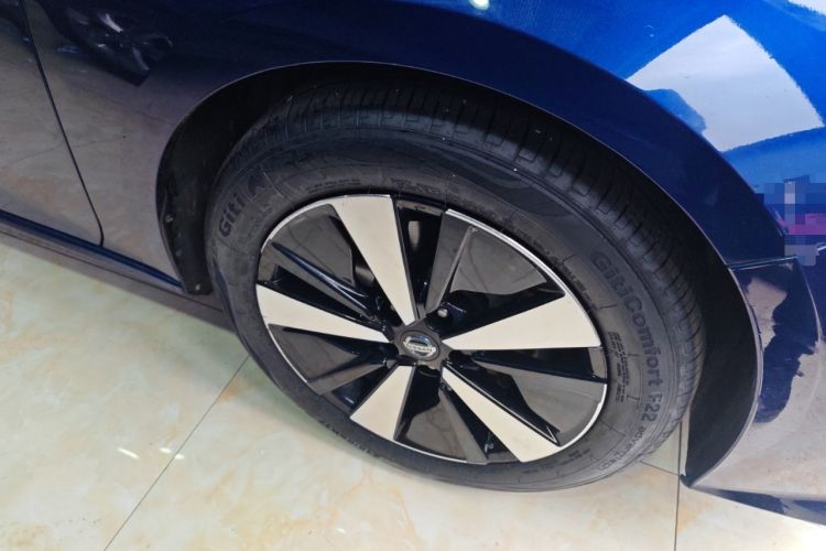 Used Nissan Teana 2021 2.0L XL Comfort Edition Right Front Wheel Hub