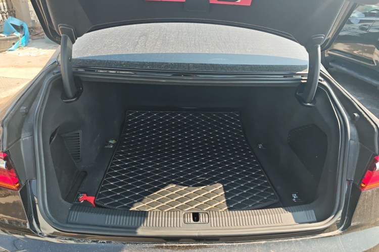 Used Audi A8 2018 A8L 55 TFSI quattro Launch Edition Elite Model
