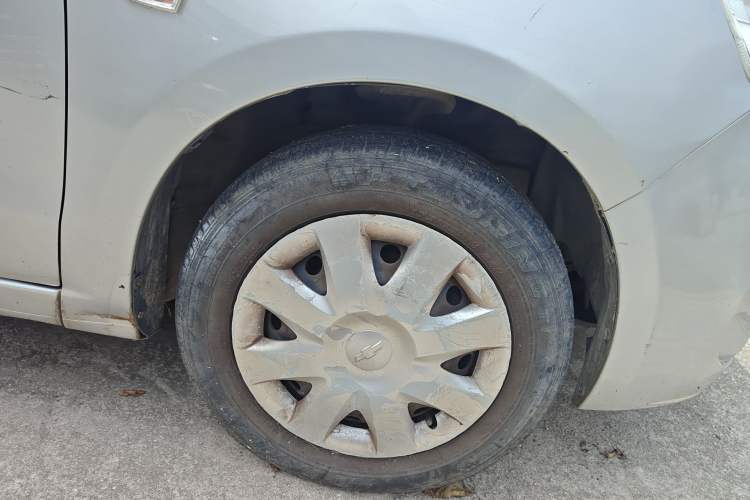 Used Chevrolet Sail 2010 Sedan 1.2L AMT Ideal Edition Right Front Wheel Hub