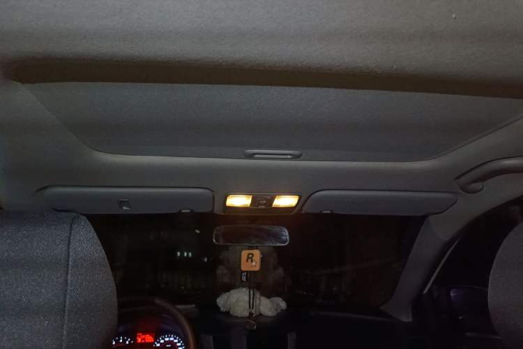 Used Hyundai Verna Ray 2014 1.4L Automatic GLX
