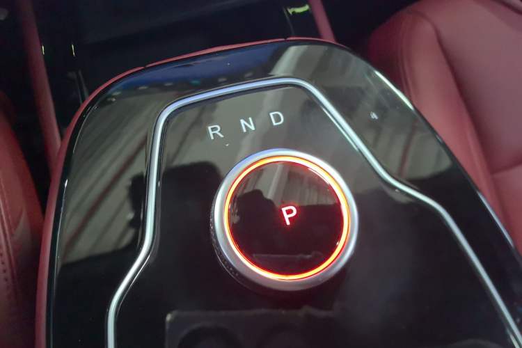 Used SERES SF5 2021 Four-Wheel Drive Freedom Expedition Edition