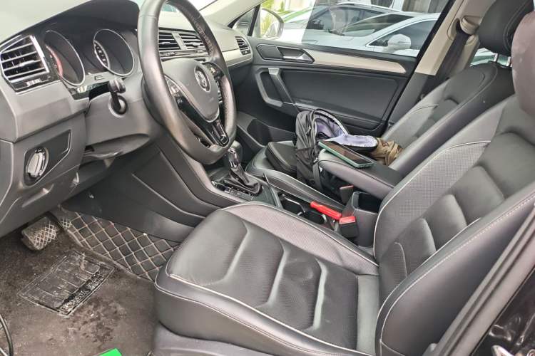 Used Volkswagen Tiguan L 2017 330TSI Automatic Two-Wheel Drive Flagship Edition Left Front Seat