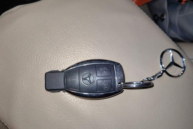 Used Mercedes-Benz S-Class 2011 S 350 L CGI 4MATIC