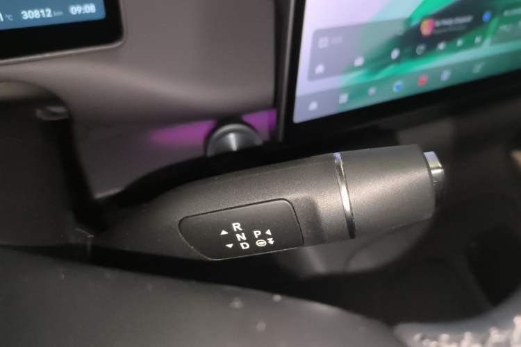 Used Leapmotor C16 2024 Range-Extended 200 Luxury Edition