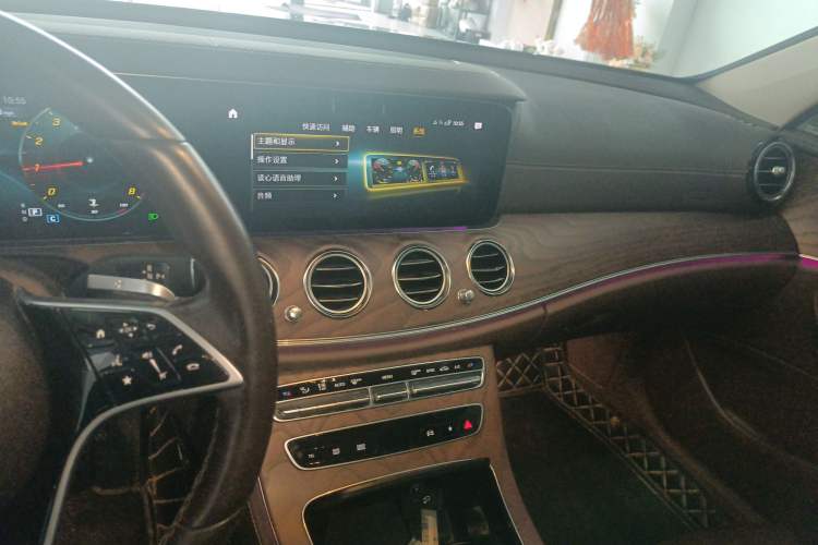 Used Mercedes-Benz E-Class 2022 Second Facelift E 260 L