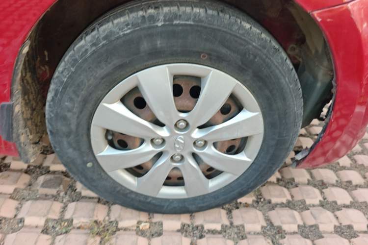 Used Hyundai Verna (older generation) 2010 Sedan 1.4L Manual Comfort GS
