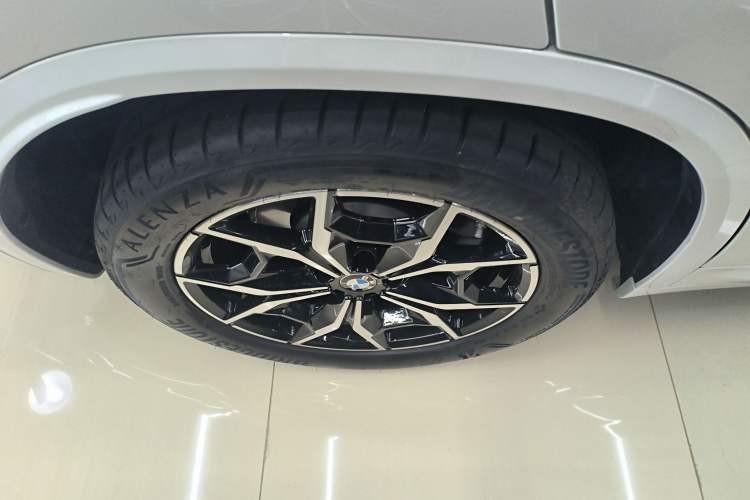 Used BMW X3 2023 xDrive25i M Sport Package
