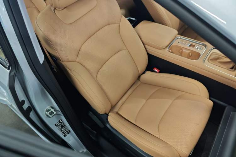 Used Wuling 730 2025 Model 1.5T CVT Elite Edition