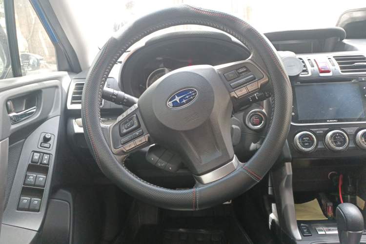 Used Subaru Forester 2015 2.5i Special Edition Commemorative Model
