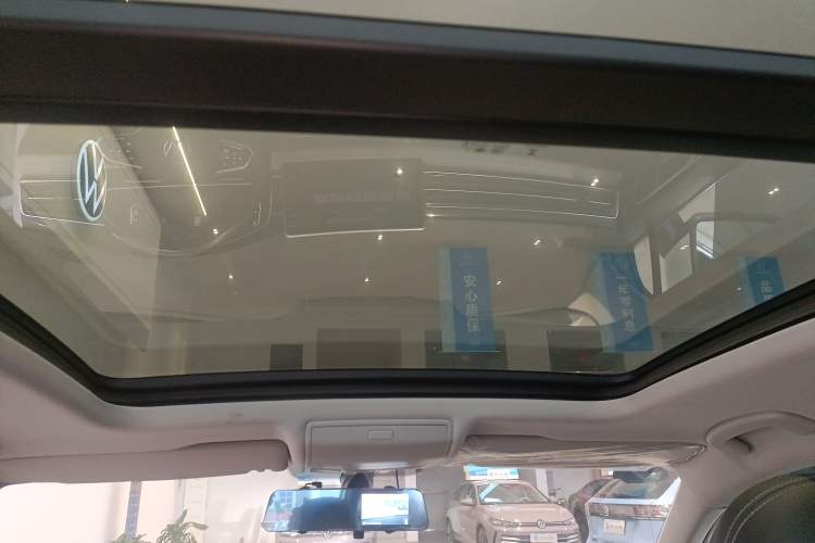 Used Volkswagen Tiguan L 2022 330TSI Automatic Two-Wheel Drive Smart Edition