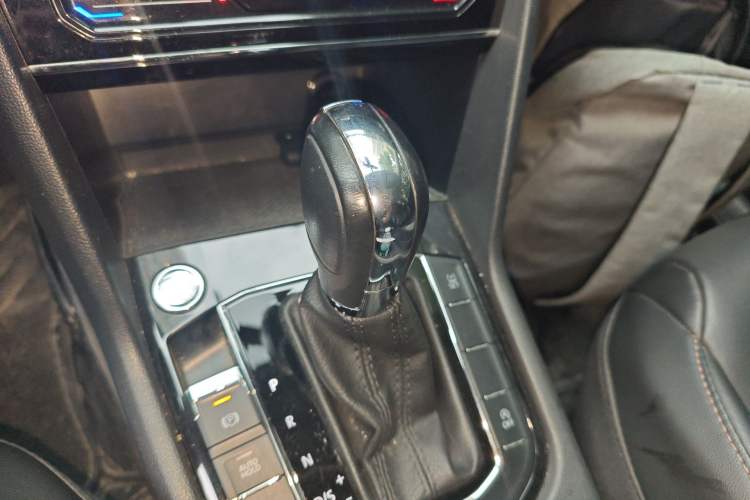 Used Volkswagen Tharu 2021 280TSI Two-Wheel Drive Comfort Edition Gear Lever