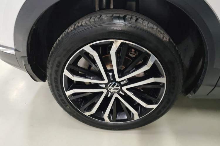 Used Volkswagen T-ROC 2021 280TSI DSG Two-Wheel Drive Comfort Connect Edition
