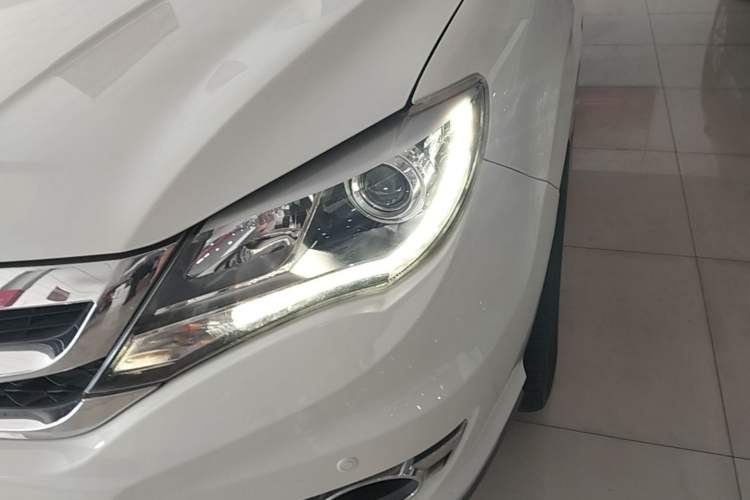 Used BYD S7 2015 2.0T Upgraded Automatic Flagship Version
