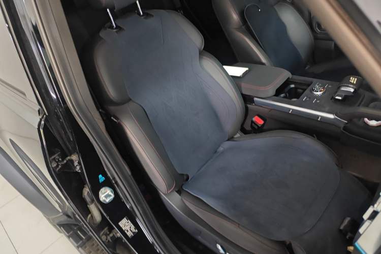 Used JETOUR Traveler 2023 2.0T All-Wheel Drive CrossPRO+
