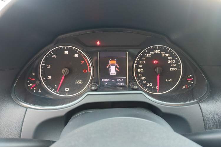 Used Audi Q5 2011 2.0TFSI Comfort Version