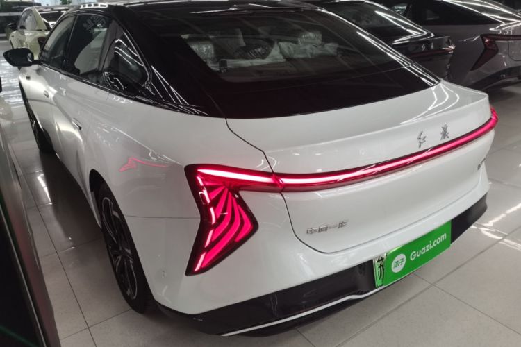 Used Hongqi EH7 2024 640 Pro+ All-Wheel Drive Rear Left 45 Deg