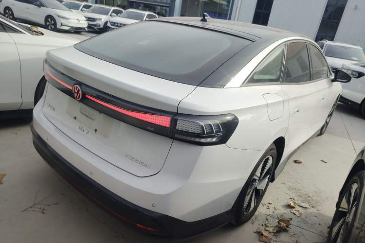 Used Volkswagen ID.7 VIZZION 2024 AIR model
