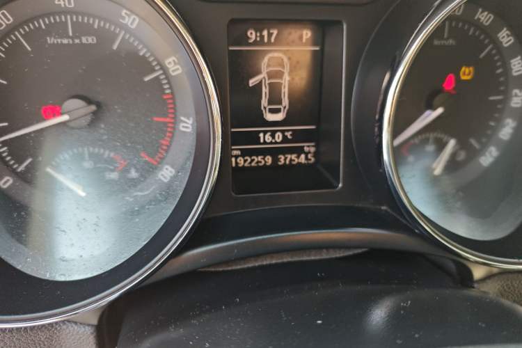 Used Skoda Superb 2012 1.4TSI DSG Elegant Edition
