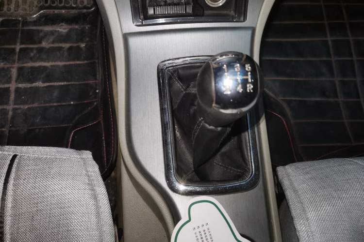 Used CHANGAN CX30 2012 Sedan 1.6L Manual Luxury Model
